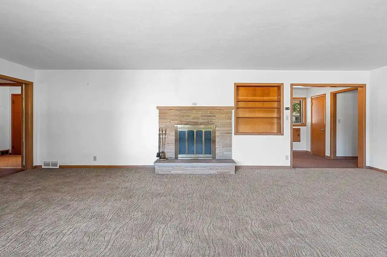 62nd image of 357 Jefferson Street Street, Oconto, WI 54153 | MLS# 50329055