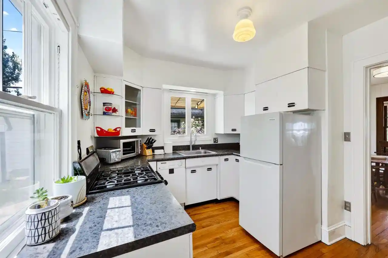 4th image of 1921 E Dayton Street Street, Madison, WI 53704 | MLS# 2028007