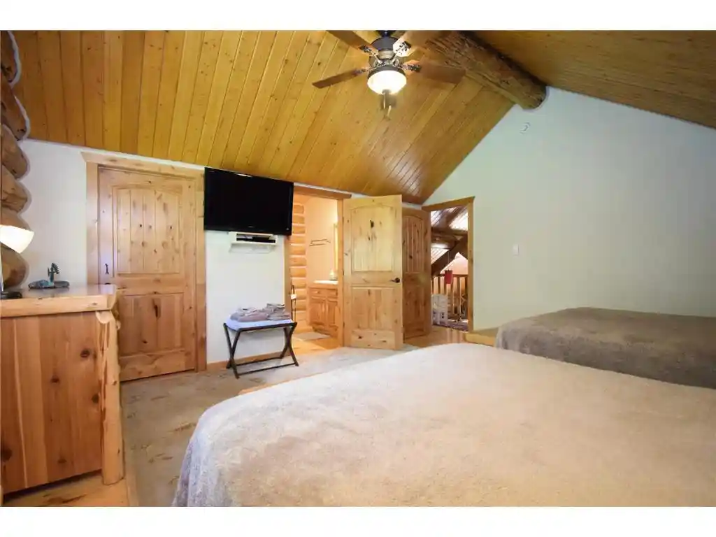 4th image of 29774 Little Bear Dr Dr, Danbury, WI 54830 | MLS# 7109169