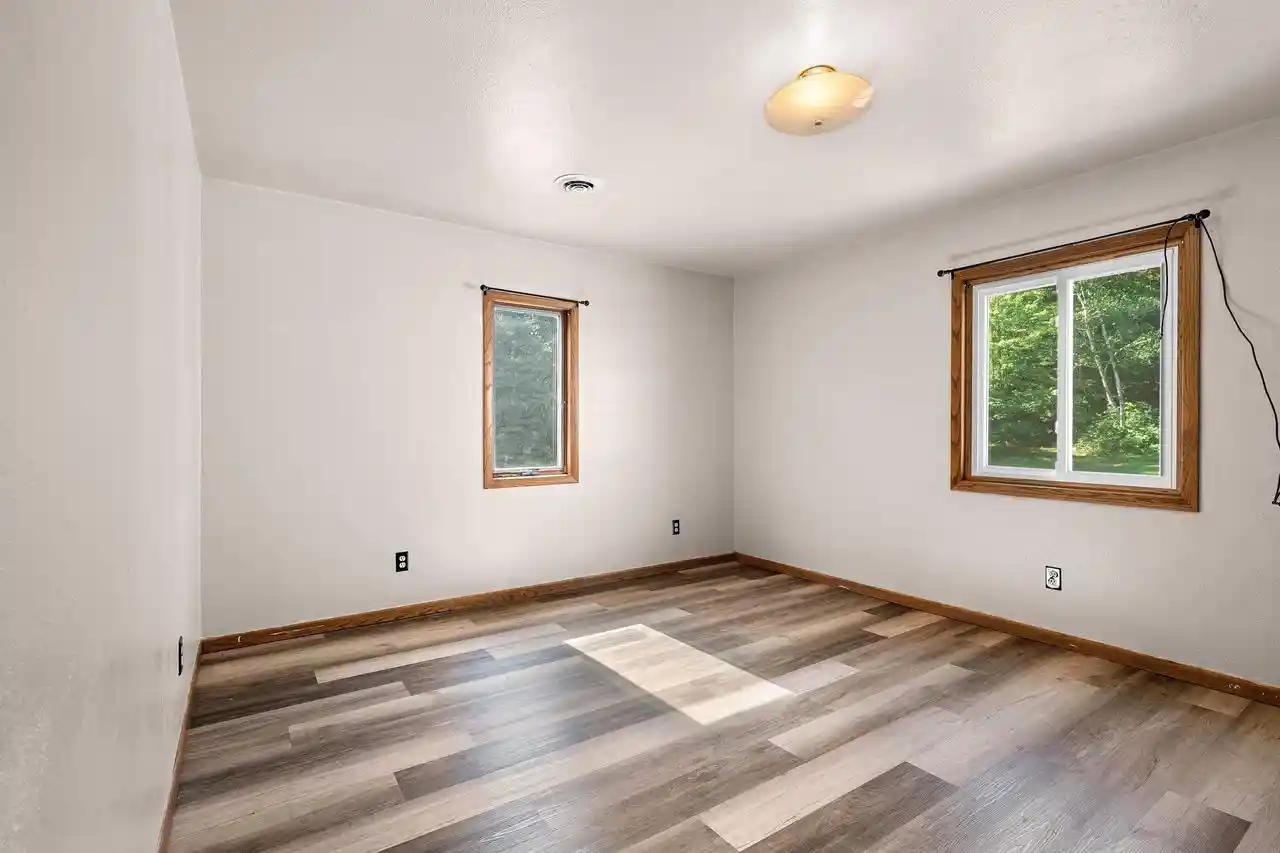 5th image of W10465 Leskovec Lane Lane, Crivitz, WI 54114 | MLS# 50329065