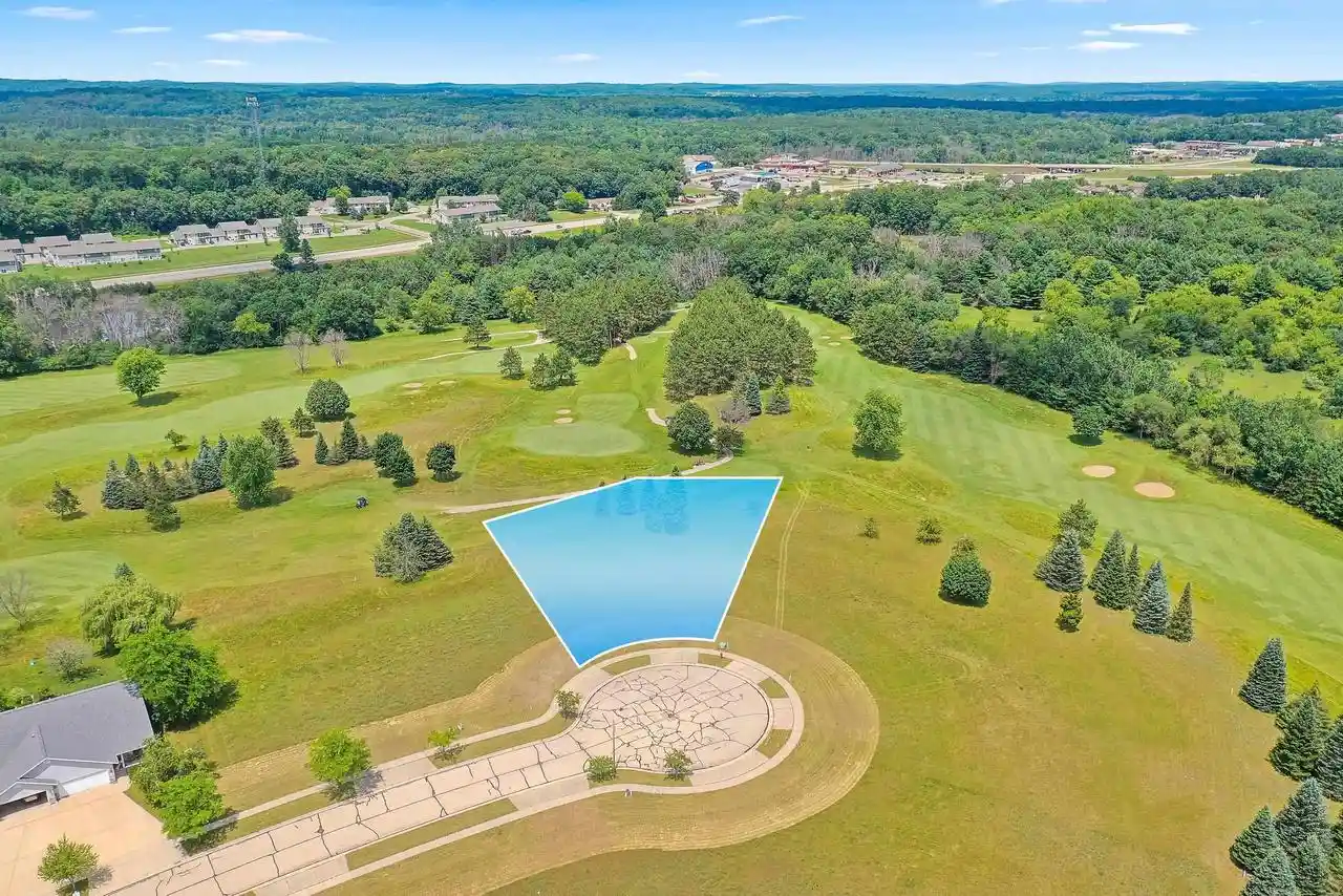 14th image of 1404 Foxfire Court Court, Waupaca, WI 54981 | MLS# 50329076
