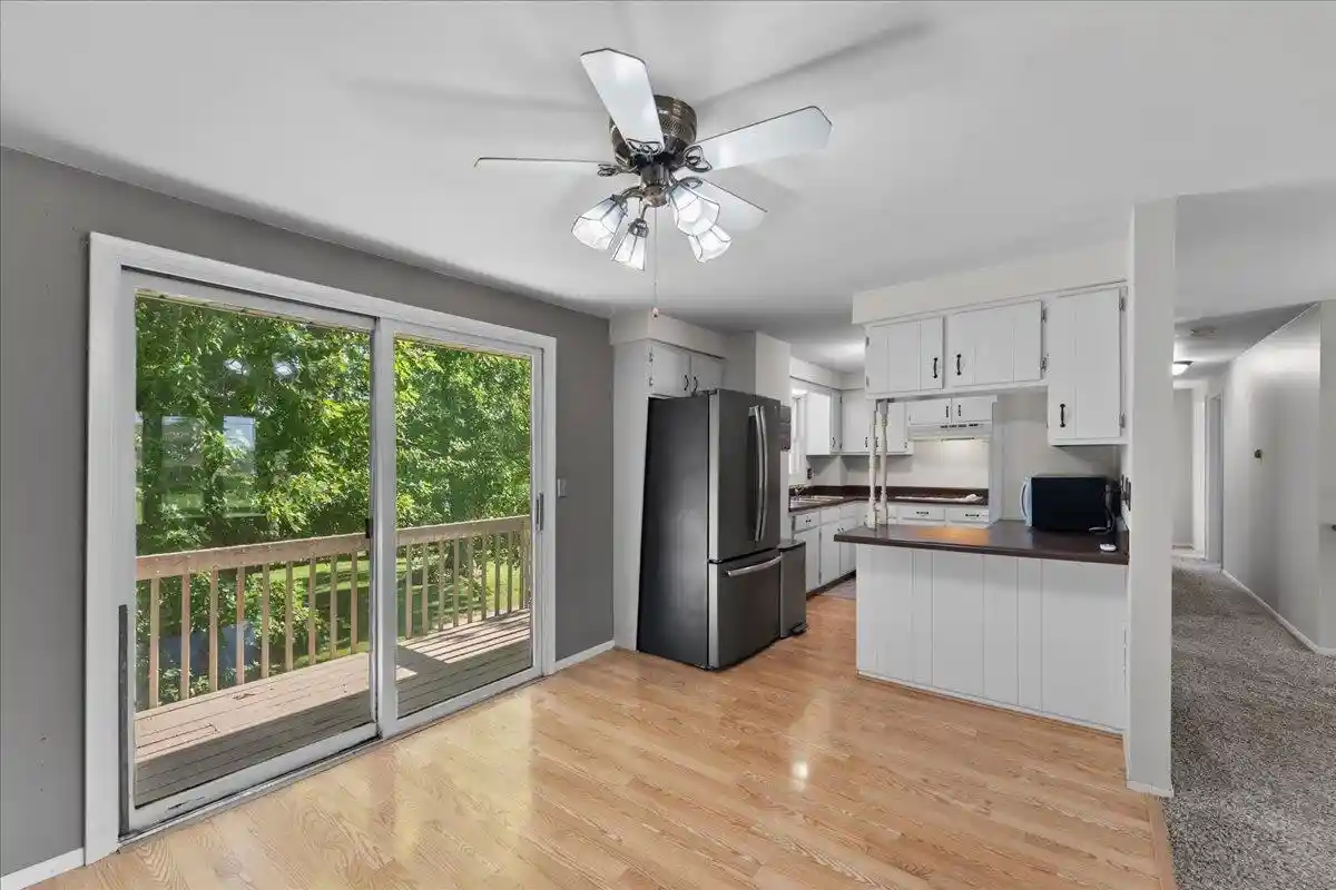3rd image of 3173 Humboldt Road Road, Green Bay, WI 54311 | MLS# 50329072