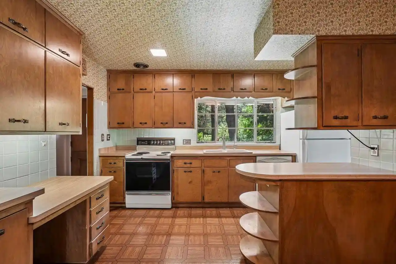 Photo 3 of Single family home for sale at S23W23085 E Broadway, Waukesha, WI 53186 | MLS# 1971580 | Listing updated on 2026-09-18