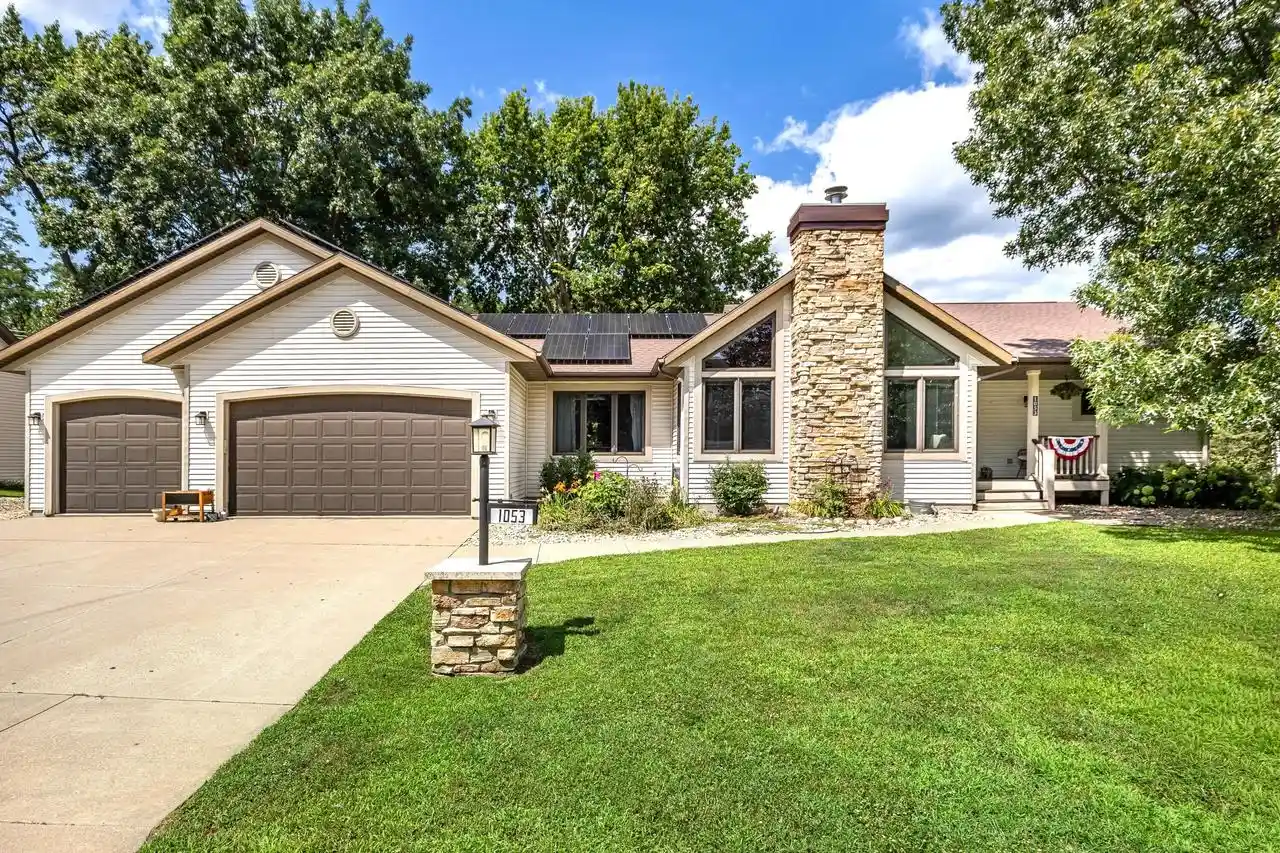 1st image of 1053 Canary Lane Lane, Onalaska, WI 54650 | MLS# 1971576