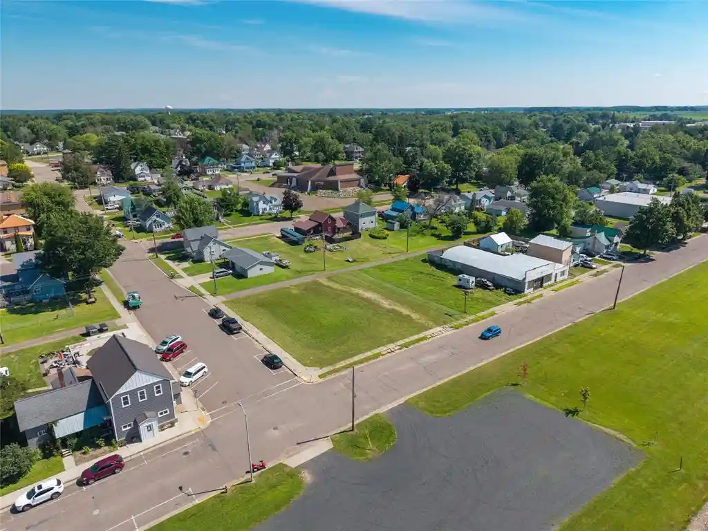 2nd image of 205 E 1st Avenue Avenue, Stanley, WI 54768 | MLS# 1603208