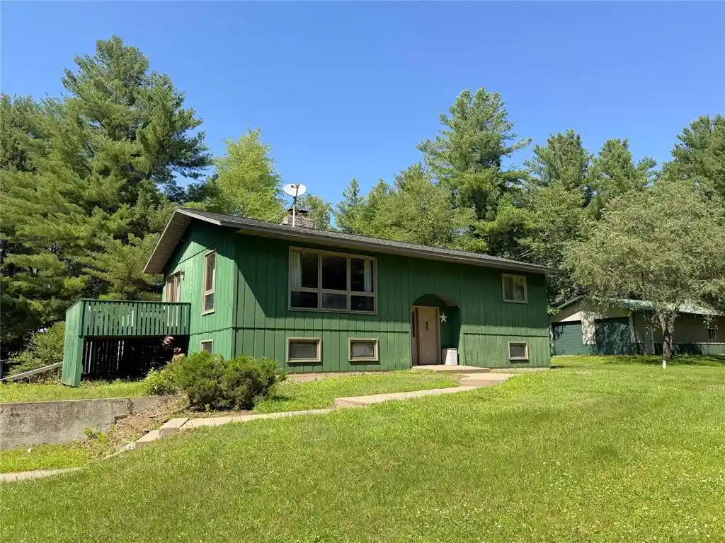 1st image of 15579 304th Avenue Avenue, New Auburn, WI 54757 | MLS# 1603191