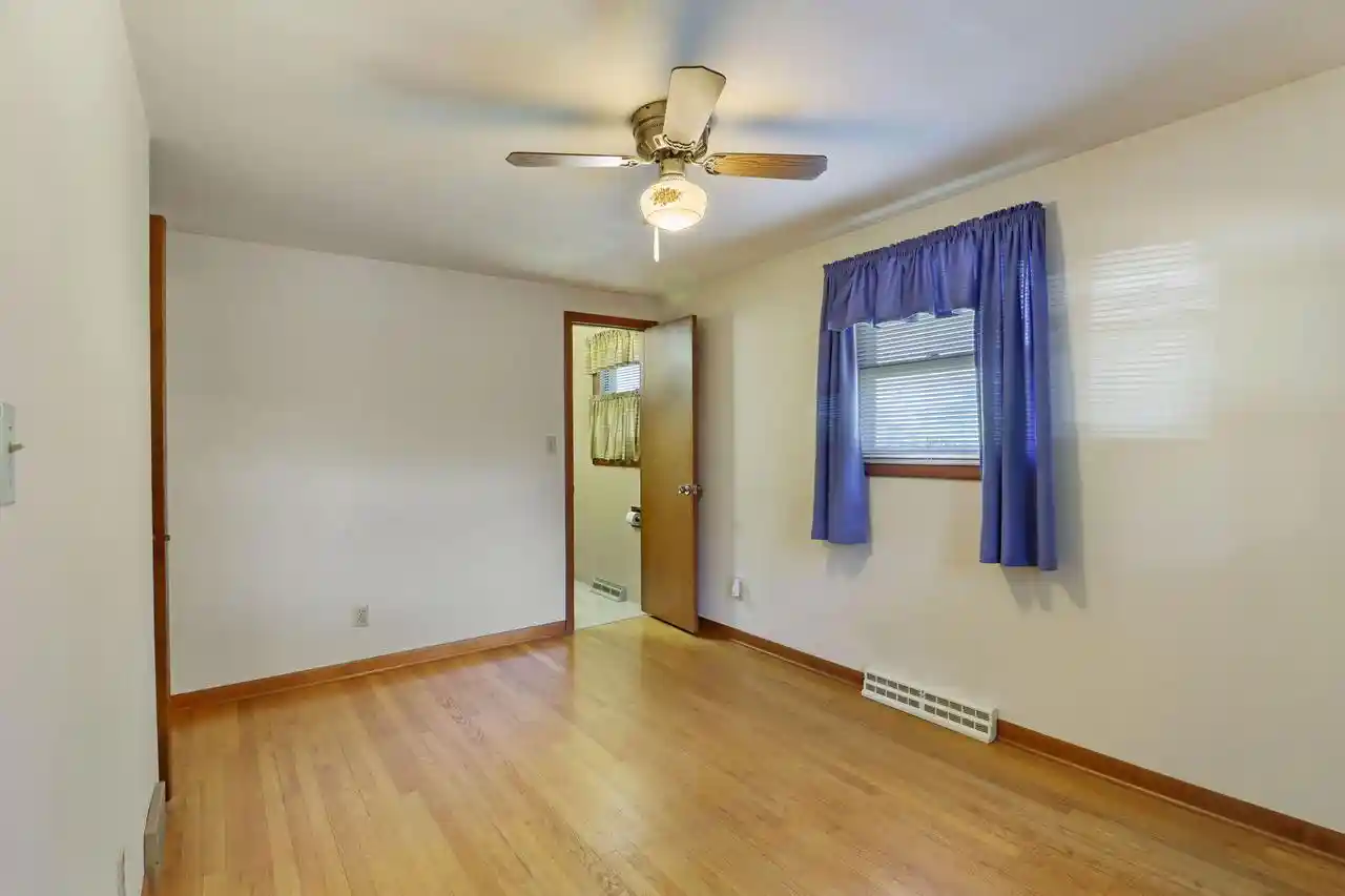4th image of 1251 93Rd Avenue Avenue, Kenosha, WI 53144 | MLS# 1971599