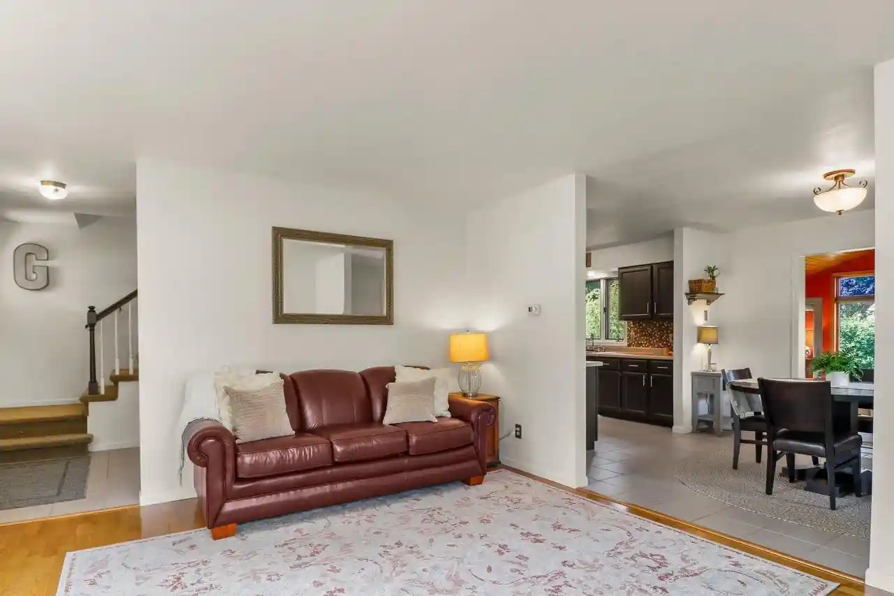 4th image of 489 Cherry Wood Dr Dr, Oregon, WI 53575 | MLS# 2028027
