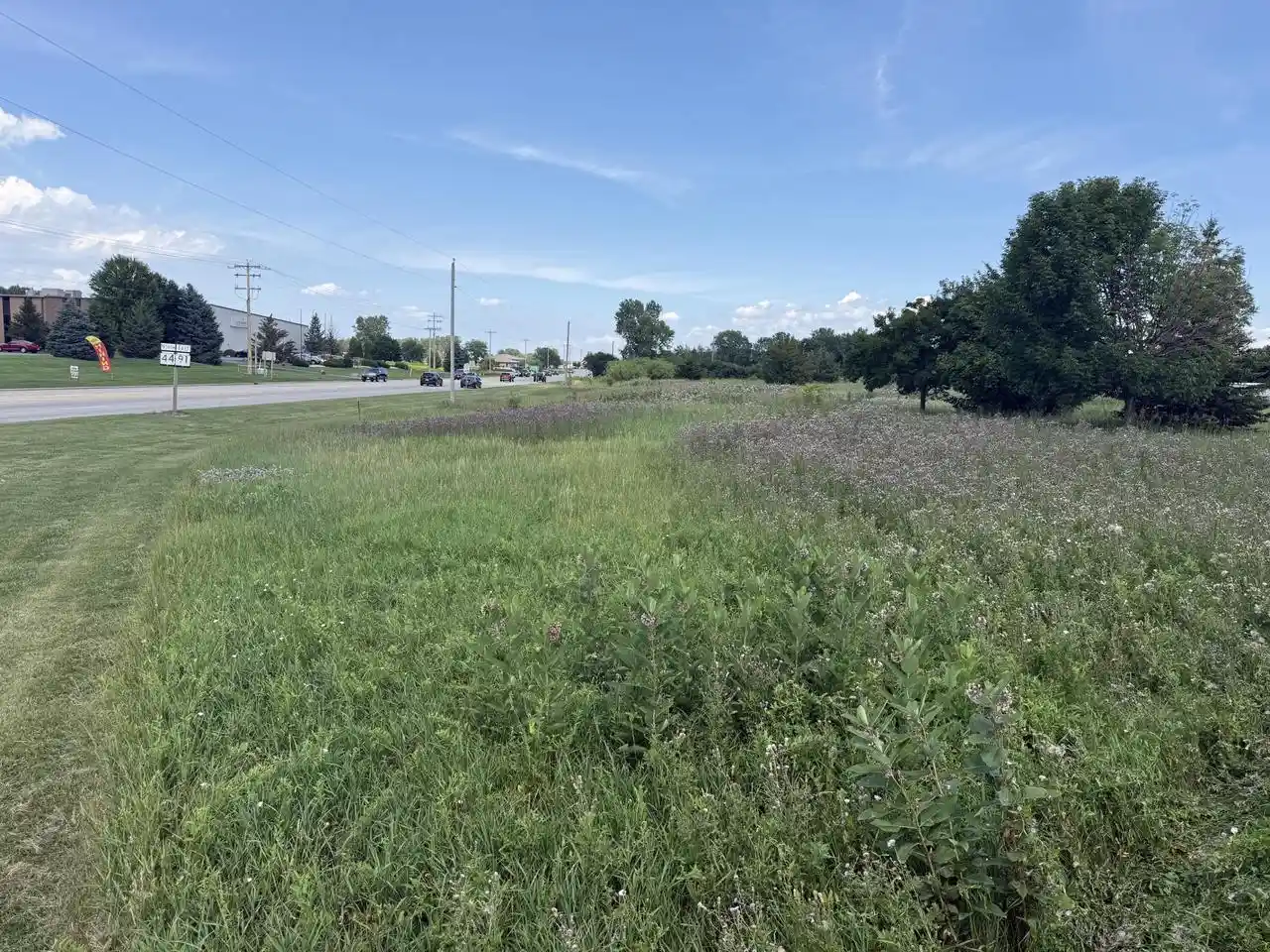 3rd image of 2530 W Waukau Avenue Avenue, Oshkosh, WI 54904 | MLS# 1971606