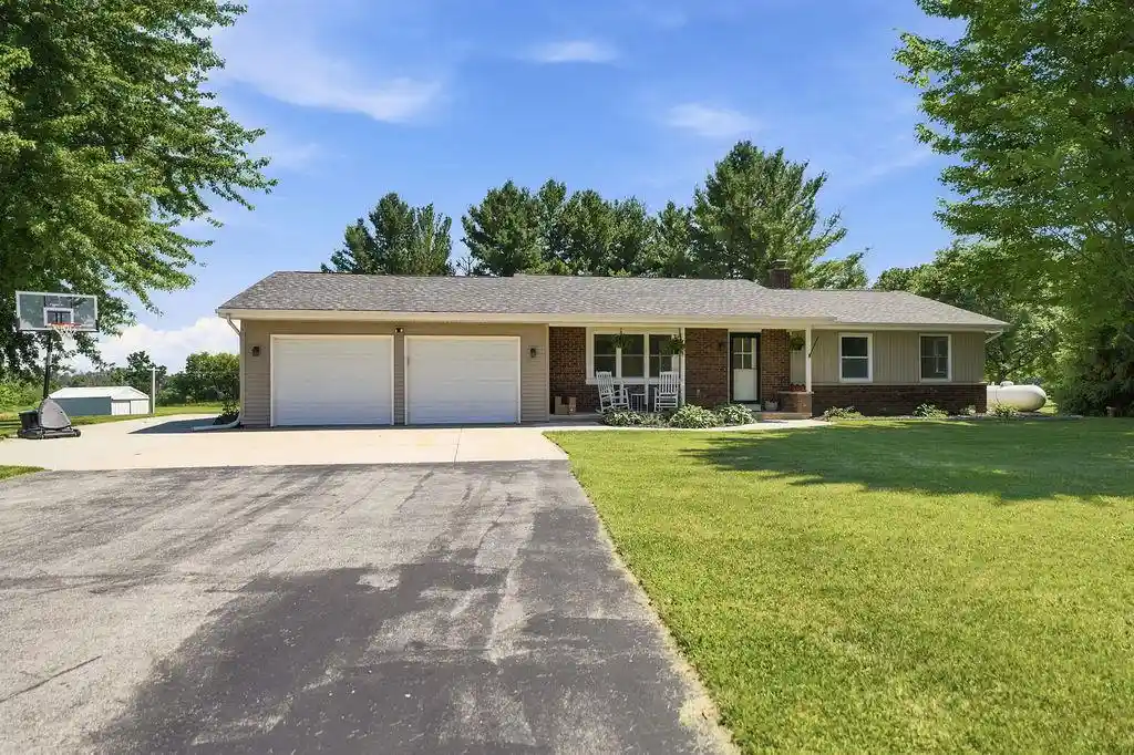 Homes for sale in Mount Calvary, WI | W2038 County Road Wh, Mount Calvary, WI 53057 | MLS# 50329094