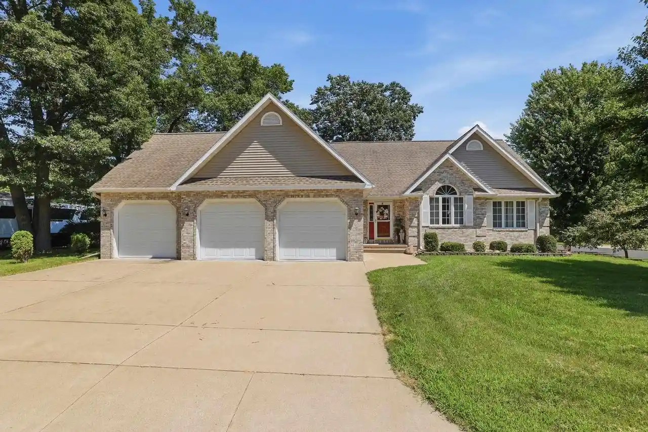 1st image of 708 15th Street Street, Mosinee, WI 54455 | MLS# 22603288
