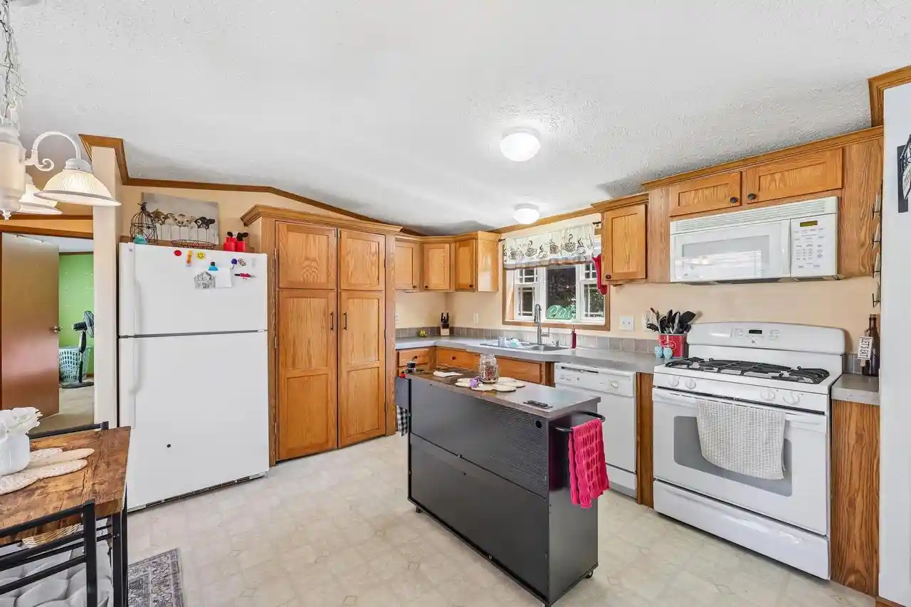 2nd image of 15941 Durand Avenue Avenue #84C, Union Grove, WI 53182 | MLS# 2028044