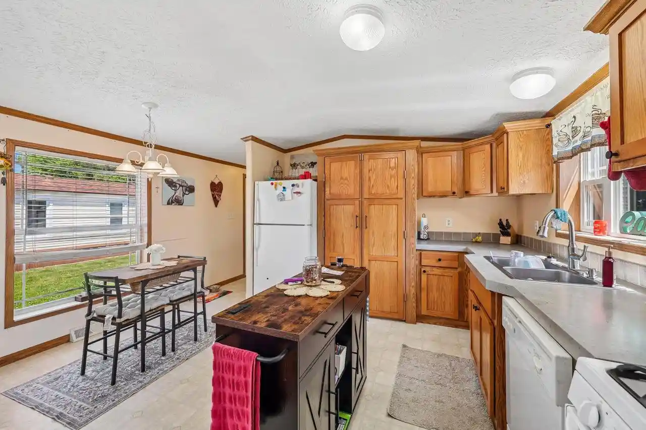 36th image of 15941 Durand Avenue Avenue #84C, Union Grove, WI 53182 | MLS# 2028044
