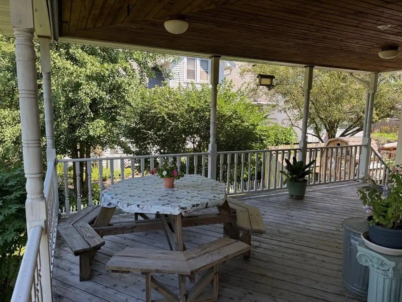 2nd image of 656 Oak Street Street, Neenah, WI 54956 | MLS# 50329099