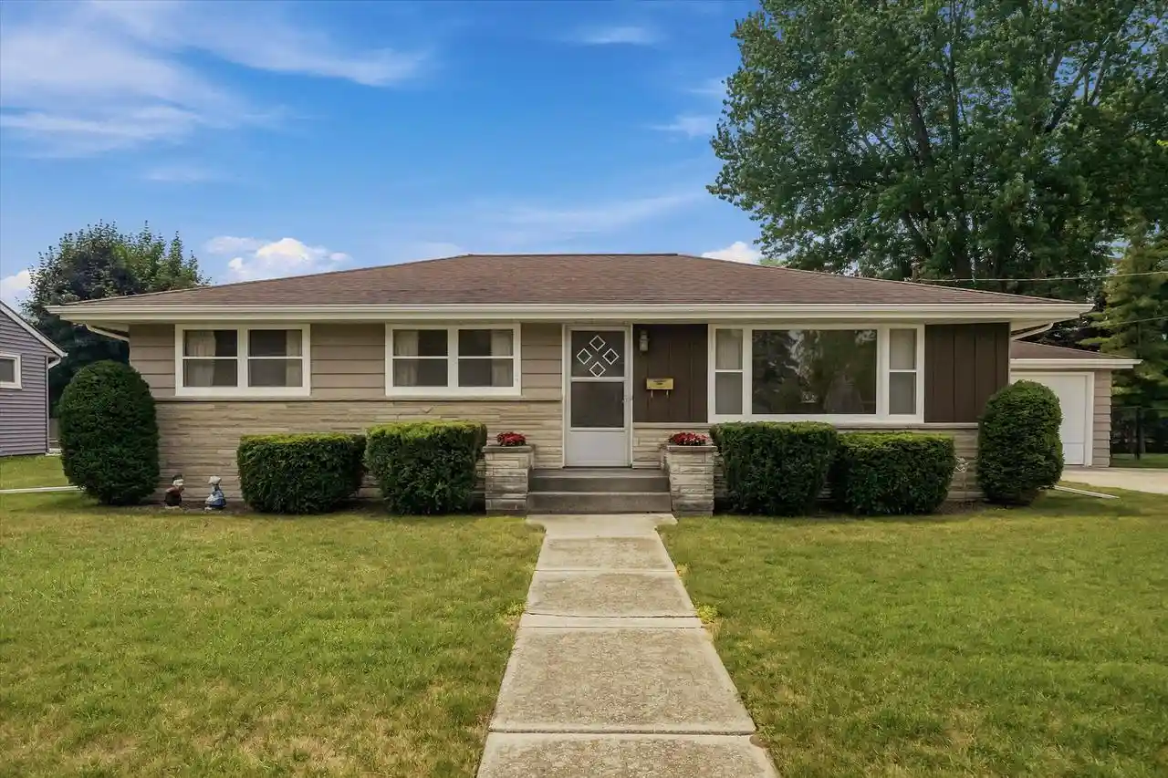 1st image of 809 New York Avenue Avenue, Oostburg, WI 53070 | MLS# 1971645