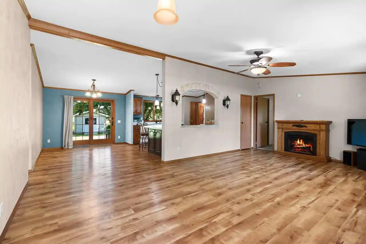 Homes for sale in Hortonville, WI | W10298 School Road Road, Hortonville, WI 54944 | MLS# 50329107