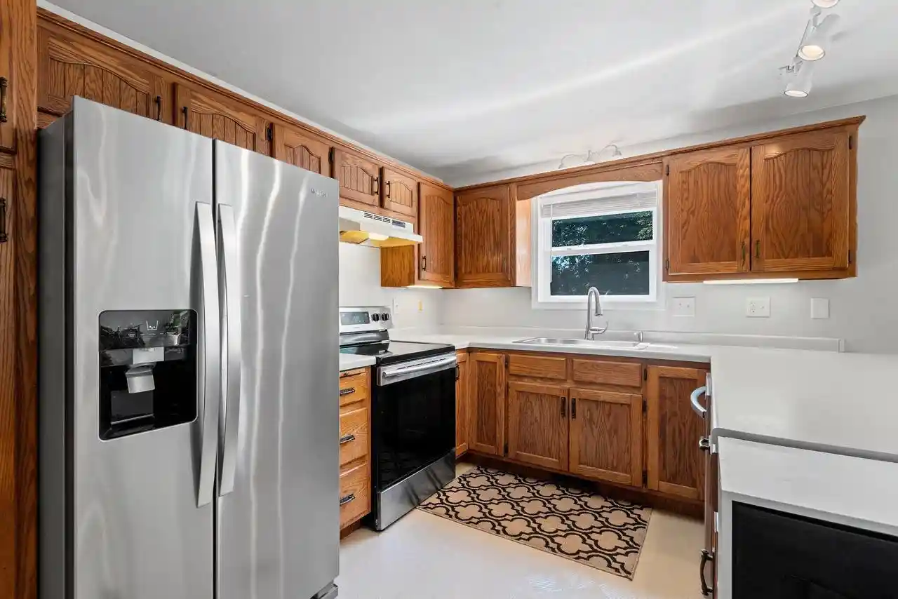 2nd image of 2837 St Anthony Dr Dr, Green Bay, WI 54311 | MLS# 50329106