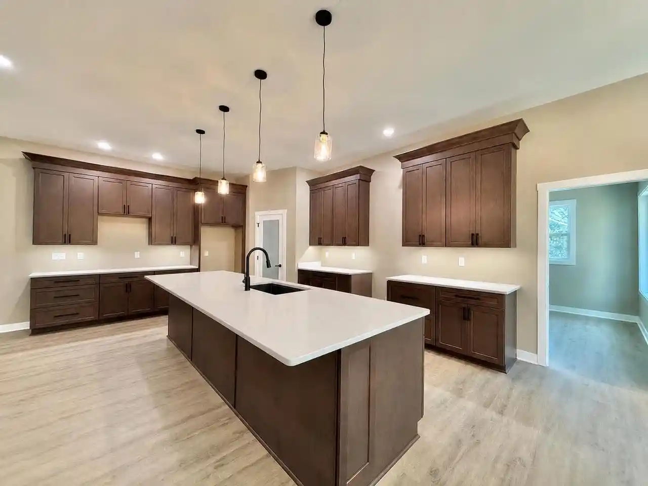 4th image of 3762 White Pine Dr Dr, Janesville, WI 53545 | MLS# 2028062