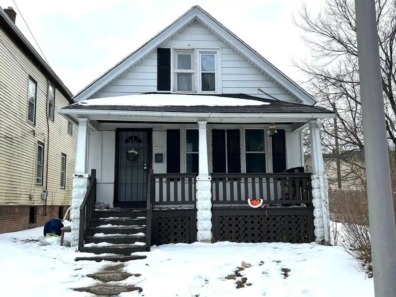 Photo 2 of Sale Pending at 1941 N 21st Street Street, Milwaukee, WI 53205 | MLS# 1971660 | Listing updated on 2026-09-15