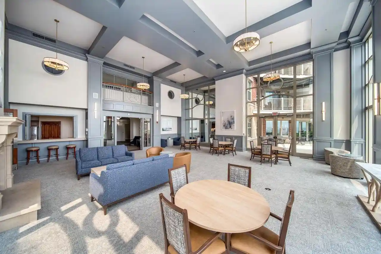 5th image of 4100 S Lake Dr Dr #206, Saint Francis, WI 53235 | MLS# 1971674