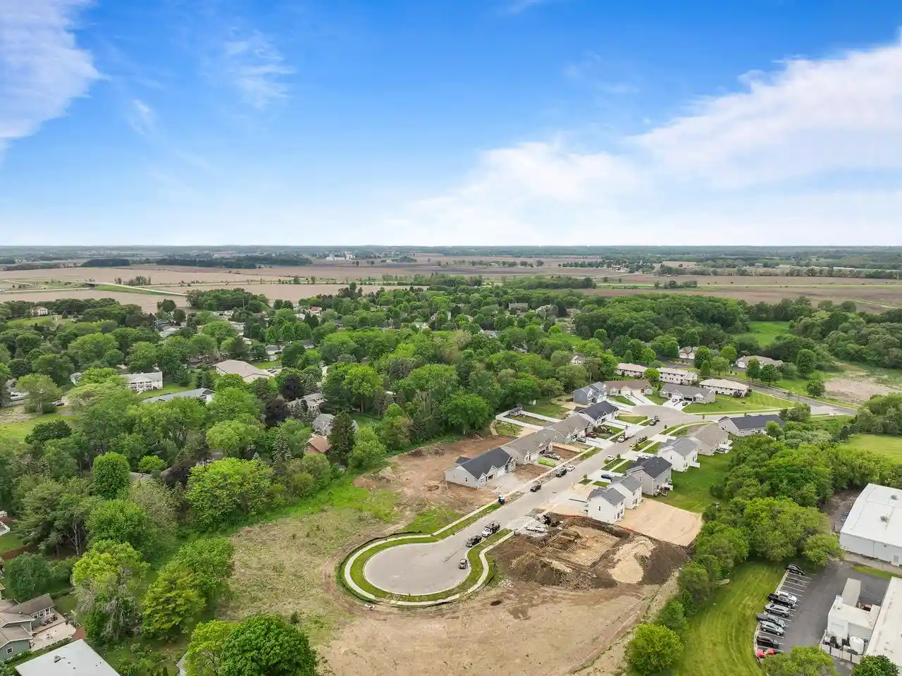 2nd image of 1576 Meadowview Court Court, Whitewater, WI 53190 | MLS# 1971682