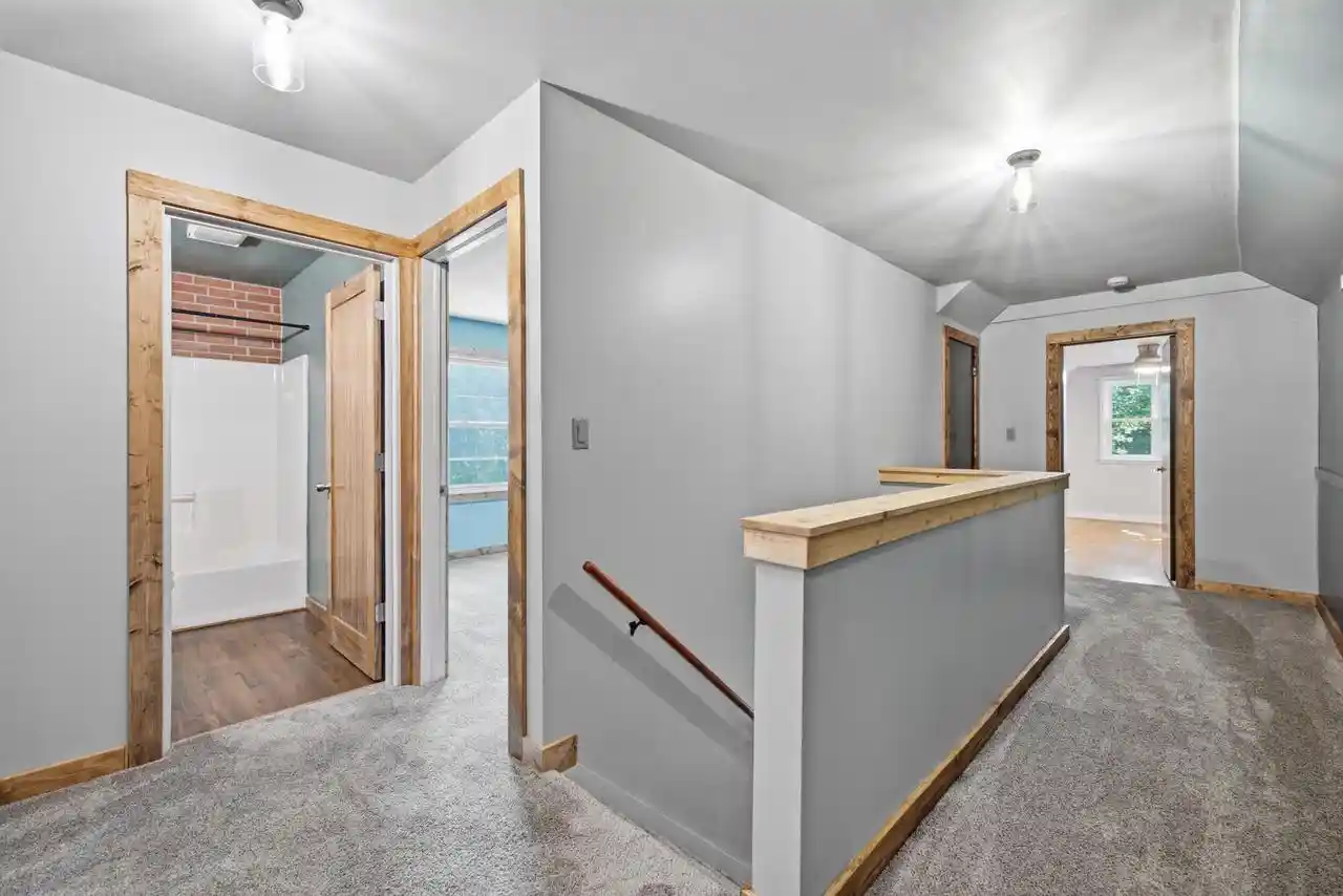 4th image of 1429 W Homestead Trail Trail, Mequon, WI 53092 | MLS# 1971683