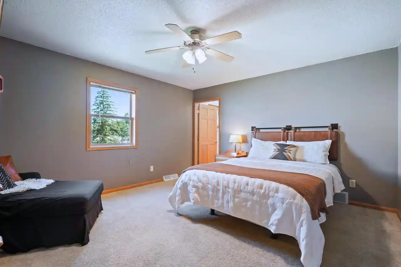 2nd image of 1041 Kristy Lane Lane, Onalaska, WI 54650 | MLS# 1971684