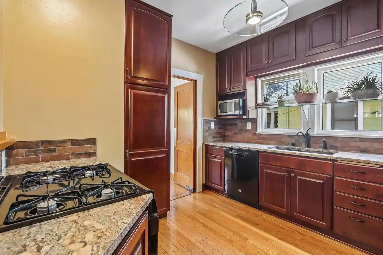 3rd image of 406 Maple Avenue Avenue, Madison, WI 53704 | MLS# 2028076