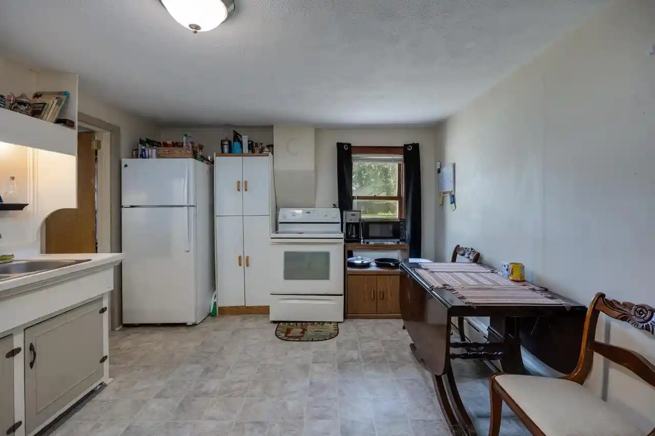 2nd image of 412 Clarence Street Street, Fort Atkinson, WI 53538 | MLS# 2028080