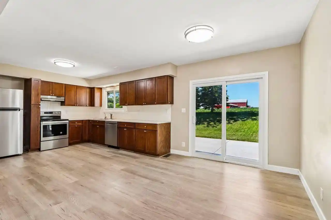 Homes for sale in Saukville, WI | 1049 S Glencrest Court Court, Saukville, WI 53080 | MLS# 1971700