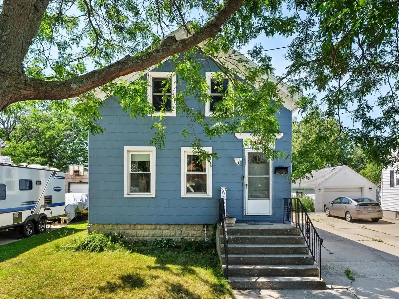 1st image of 1013 20th Street Street, Two Rivers, WI 54241 | MLS# 1971705