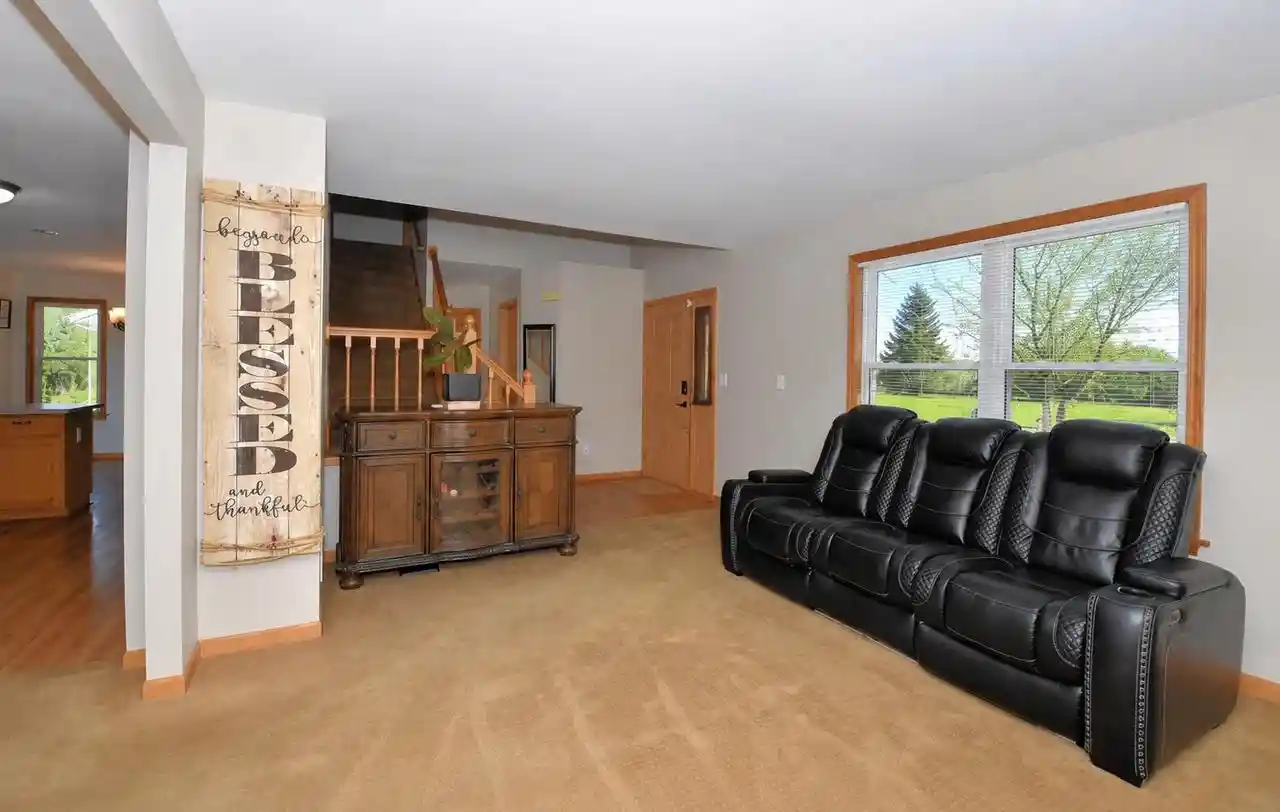 Homes for sale in Germantown, WI | W142N9823 Amber Dr Dr, Germantown, WI 53022 | MLS# 1971709