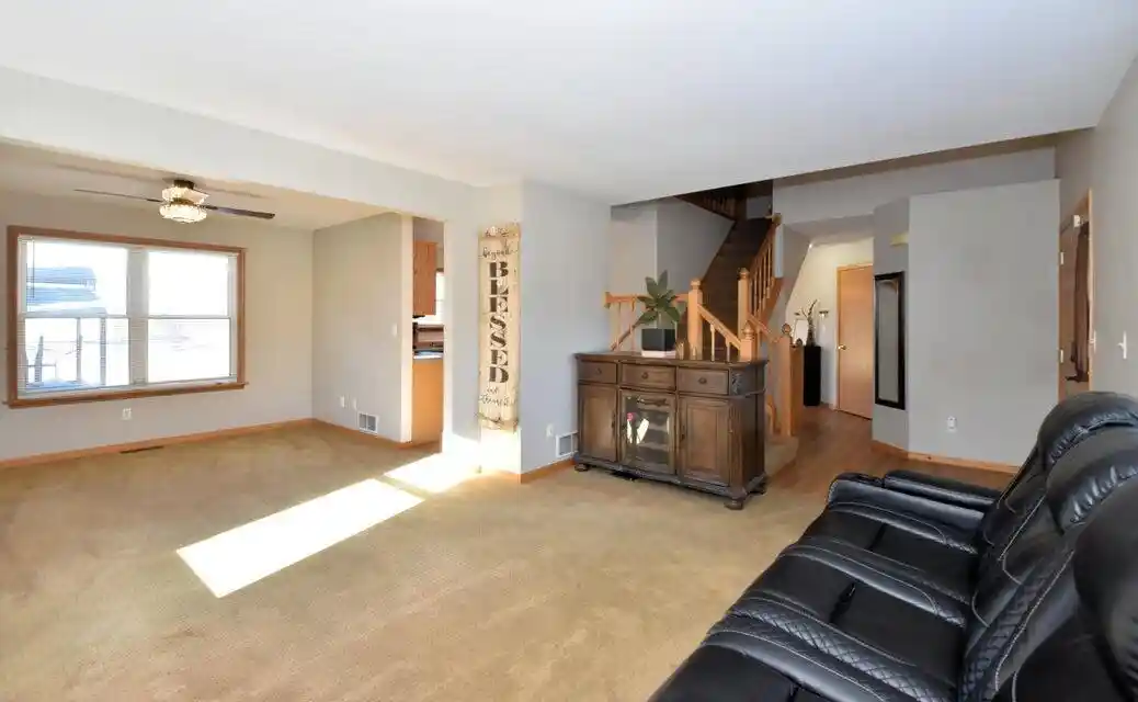 Homes for sale in Germantown, WI | W142N9823 Amber Dr Dr, Germantown, WI 53022 | MLS# 1971709