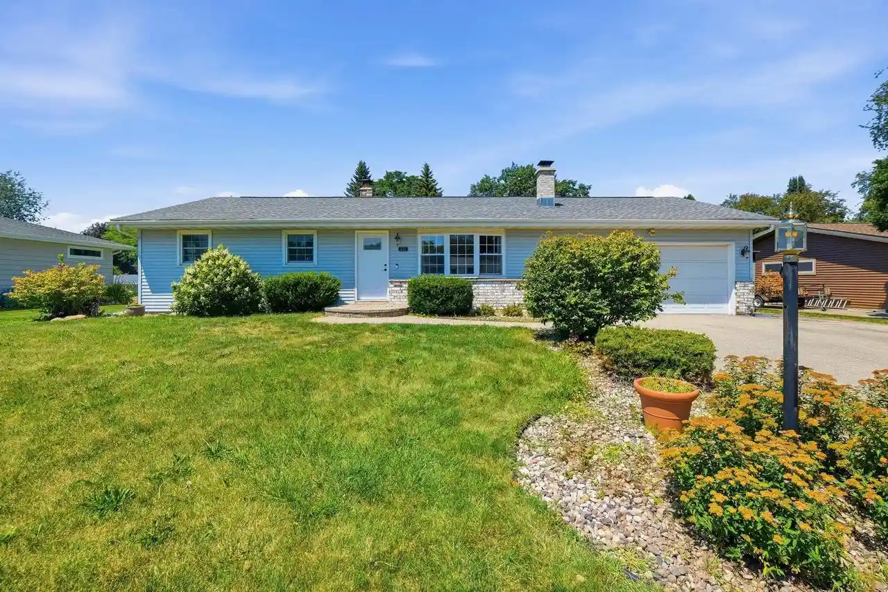 1st image of 855 Clover Lane Lane, Oregon, WI 53575 | MLS# 2028087