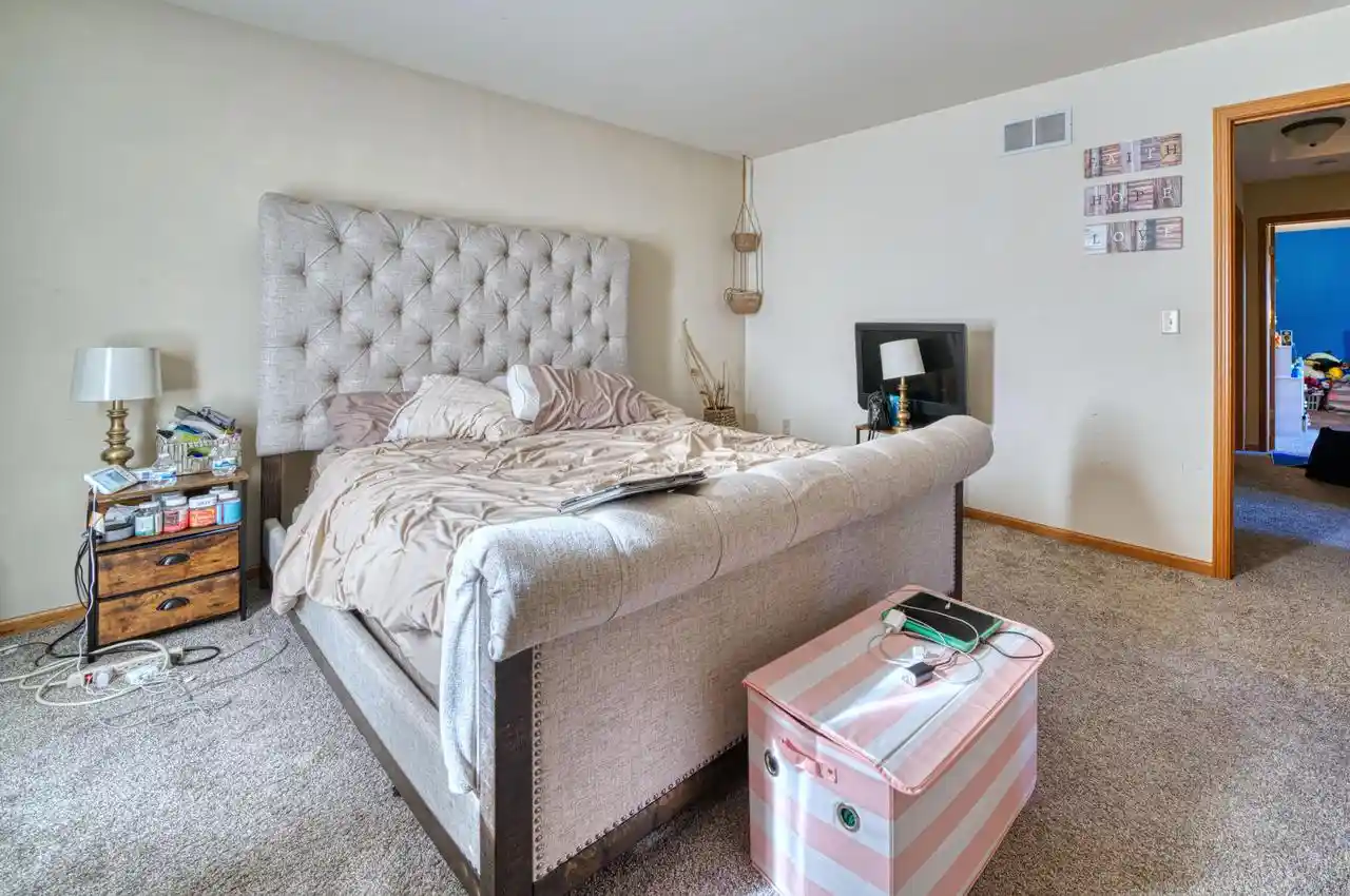 Photo 4 of Sale Pending at 1005 Dresser Avenue Avenue, Waukesha, WI 53188 | MLS# 1971719 | Listing updated on 2026-09-21