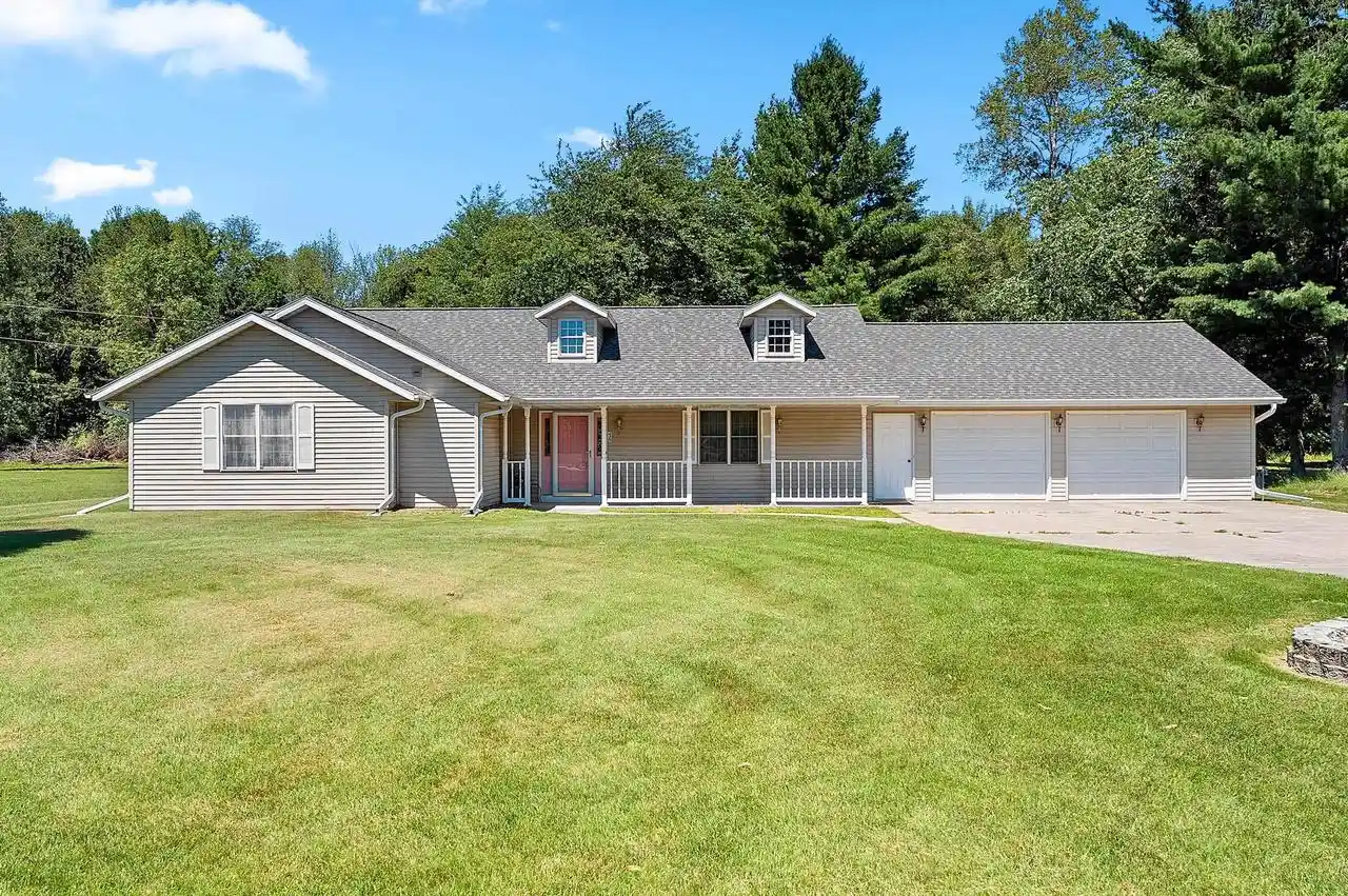1st image of 429 Jackson Street Street, Oconto, WI 54153 | MLS# 50329118