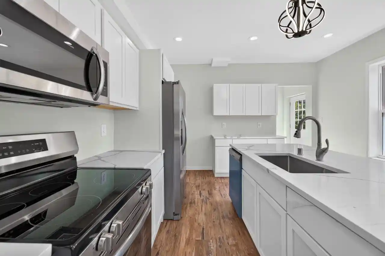 3rd image of 1836 W Mequon Road Road, Mequon, WI 53092 | MLS# 1971720