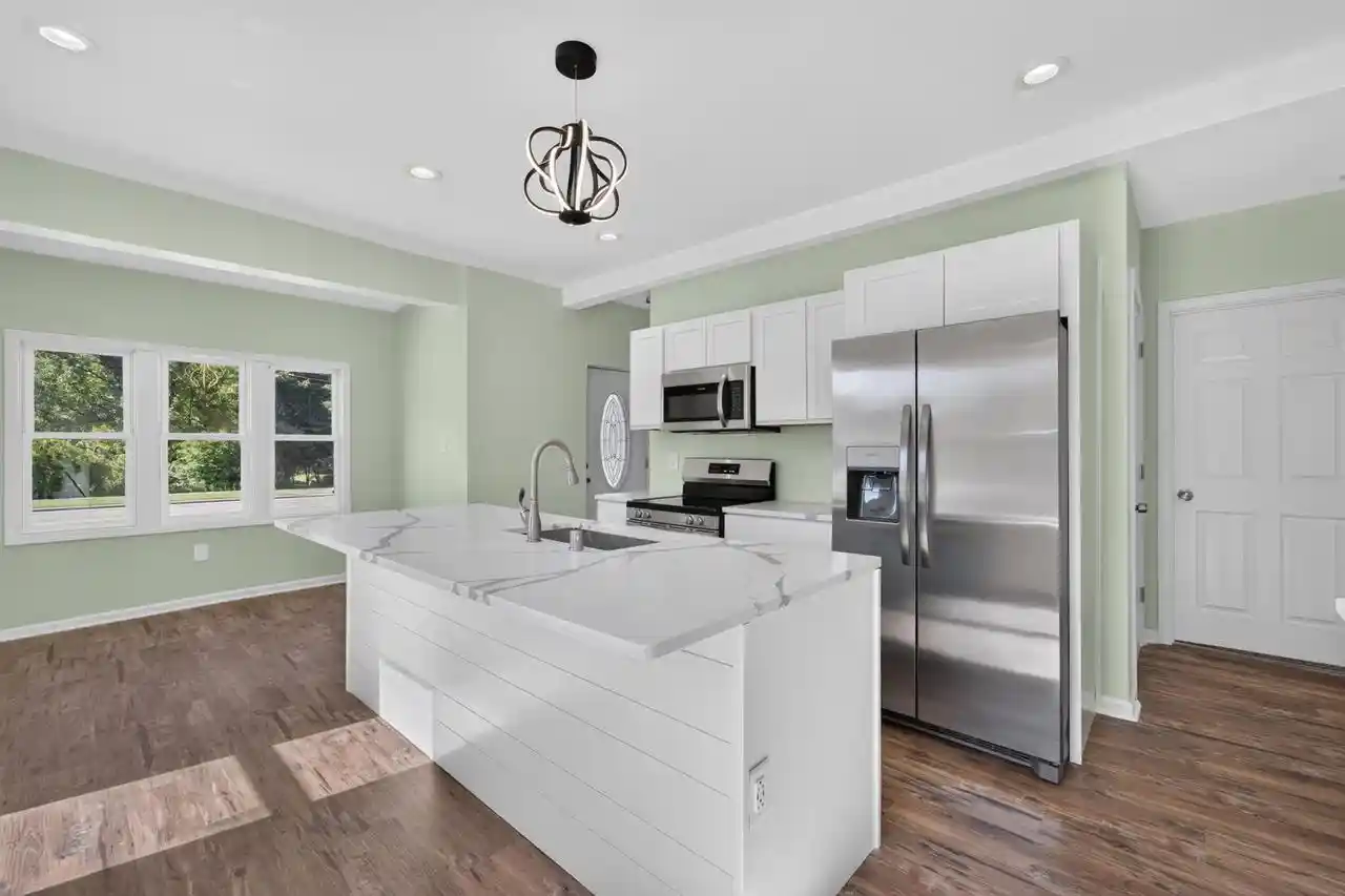 4th image of 1836 W Mequon Road Road, Mequon, WI 53092 | MLS# 1971720