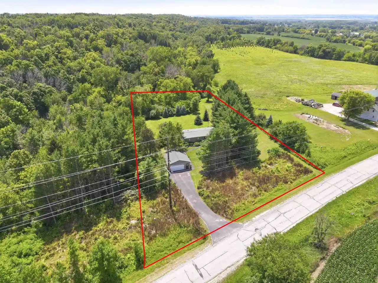 Homes for sale in Oakfield, WI | W8590 Breakneck Road Road, Oakfield, WI 53065 | MLS# 50329117