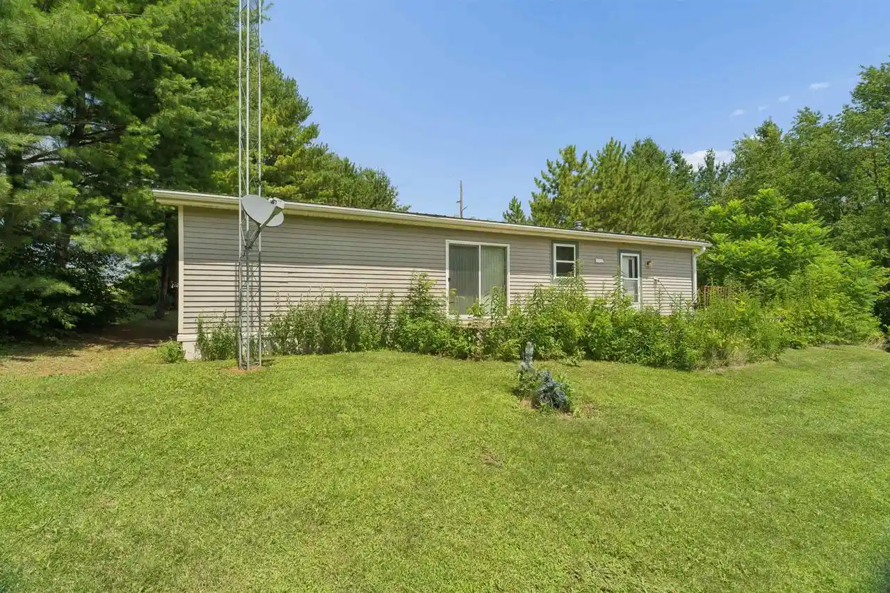 Homes for sale in Oakfield, WI | W8590 Breakneck Road Road, Oakfield, WI 53065 | MLS# 50329117