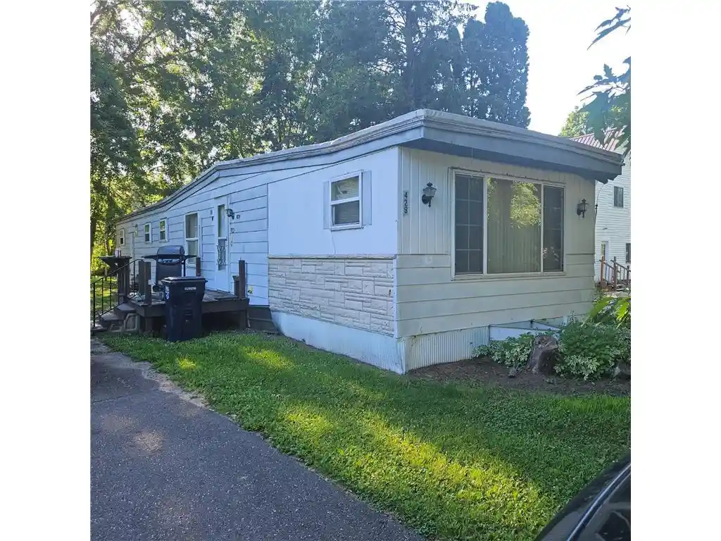 4th image of 429 S Scott Street Street, Elmwood, WI 54740 | MLS# 7109913