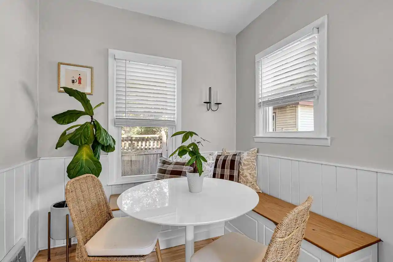 Homes for sale in Whitefish Bay, WI | 4632 N Bartlett Avenue Avenue, Whitefish Bay, WI 53211 | MLS# 1971726