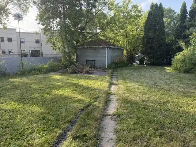 Photo 3 of Sale Pending at 2428 W Roosevelt Dr Dr, Milwaukee, WI 53209 | MLS# 1971728 | Listing updated on 2026-09-14