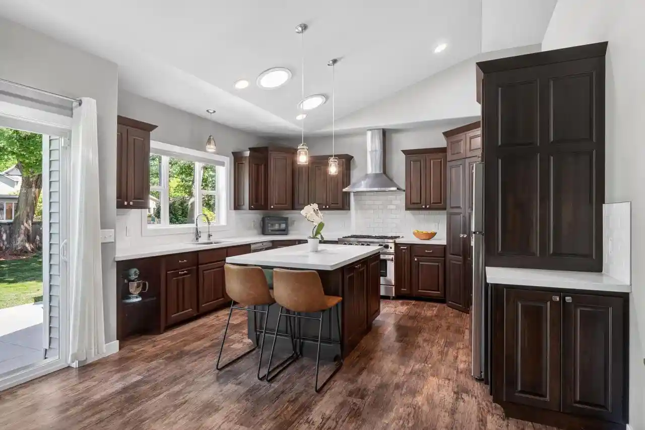 2nd image of 524 N Sherman Avenue Avenue, Madison, WI 53704 | MLS# 2028098