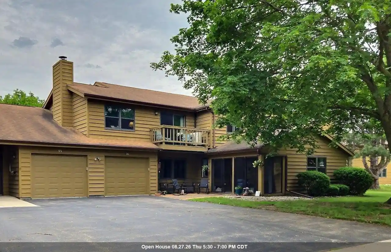 1st image of 940 Babcock Street Street, Neenah, WI 54956 | MLS# 50329111