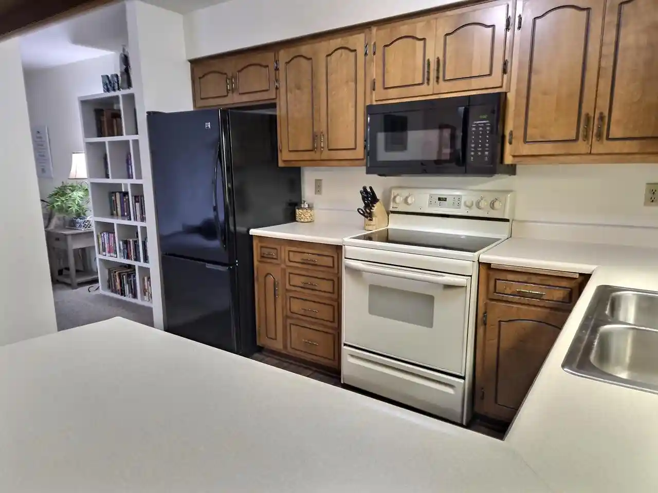 2nd image of 940 Babcock Street Street, Neenah, WI 54956 | MLS# 50329111
