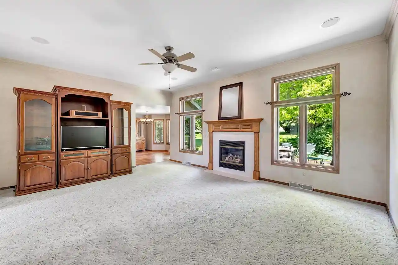 2nd image of 1630 Tiffany Court Court, De Pere, WI 54115 | MLS# 50329136
