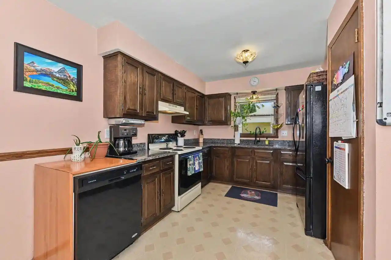 image of 7530 S Quincy Avenue Avenue, Oak Creek, WI 53154 | MLS# 1971734
