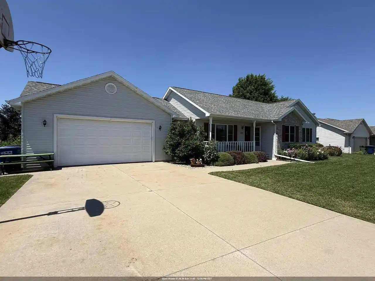 Homes for sale in Wrightstown, WI | 420 Longwood Lane Lane, Wrightstown, WI 54180 | MLS# 50329121