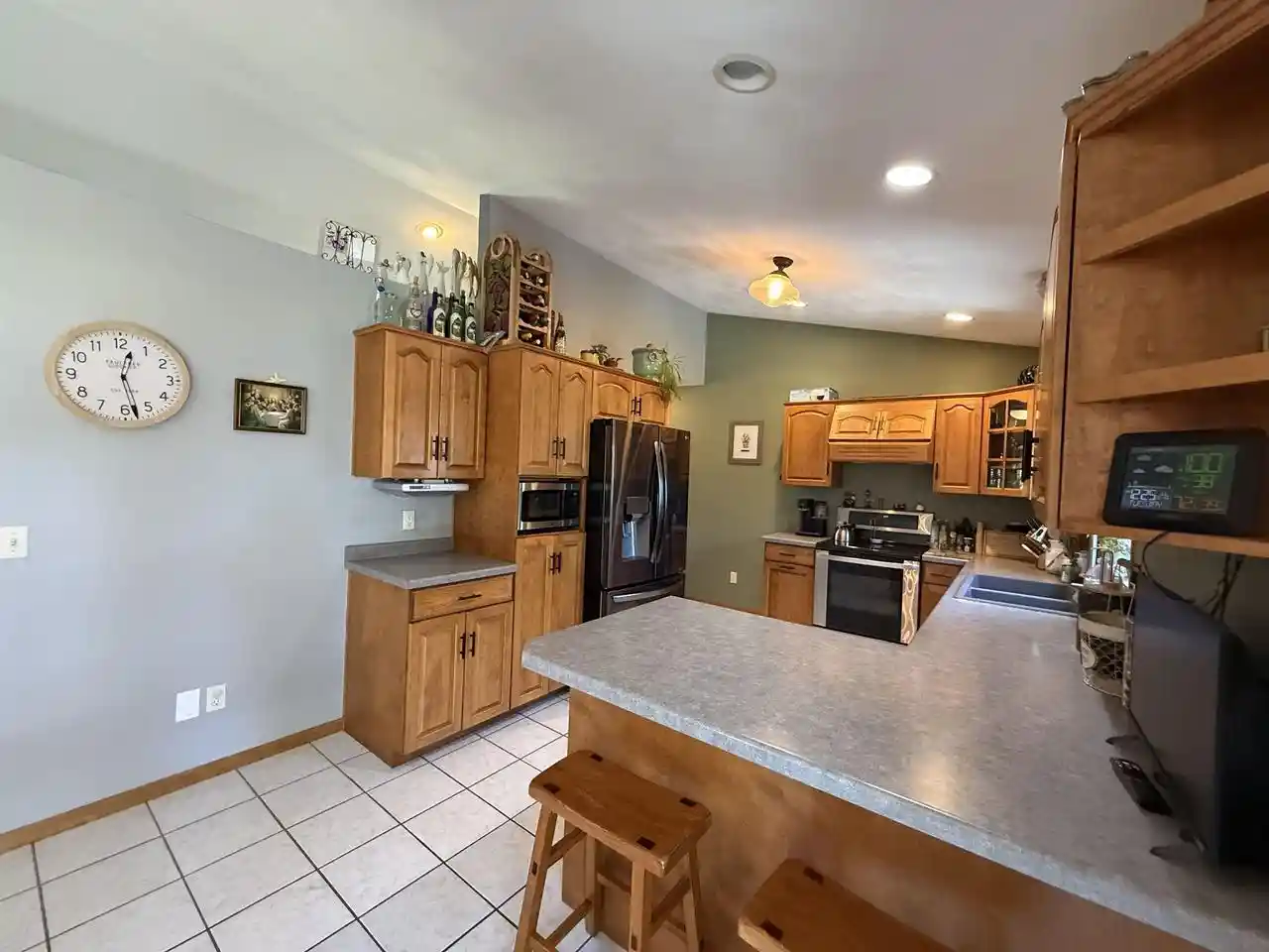 Homes for sale in Wrightstown, WI | 420 Longwood Lane Lane, Wrightstown, WI 54180 | MLS# 50329121